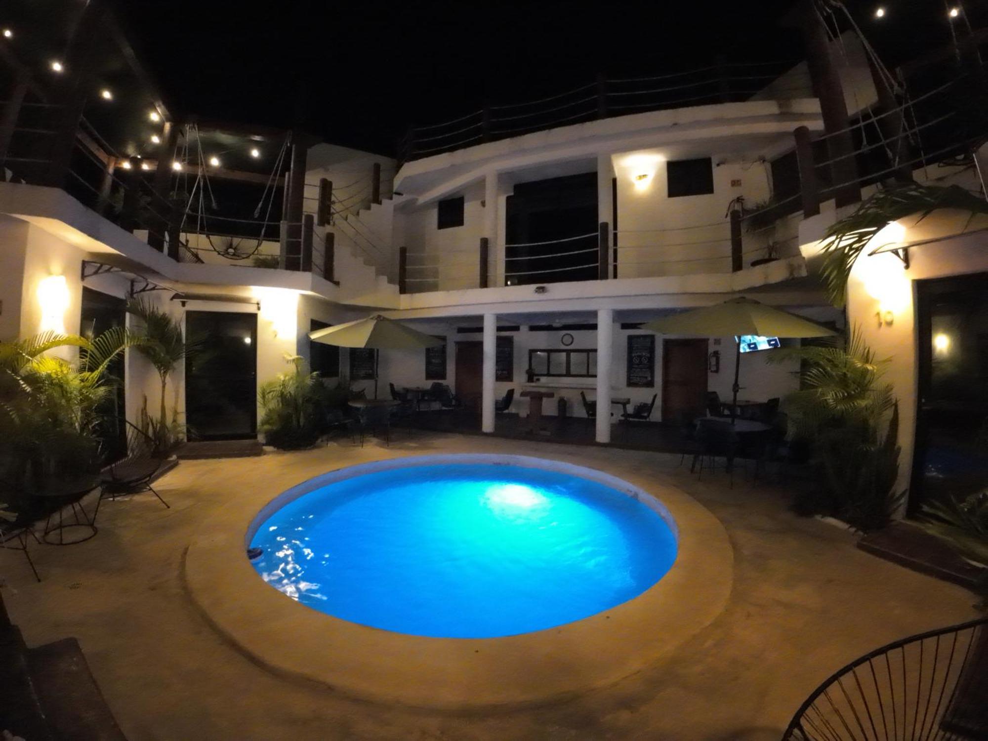 Ade Hotel Bacalar Bagian luar foto
