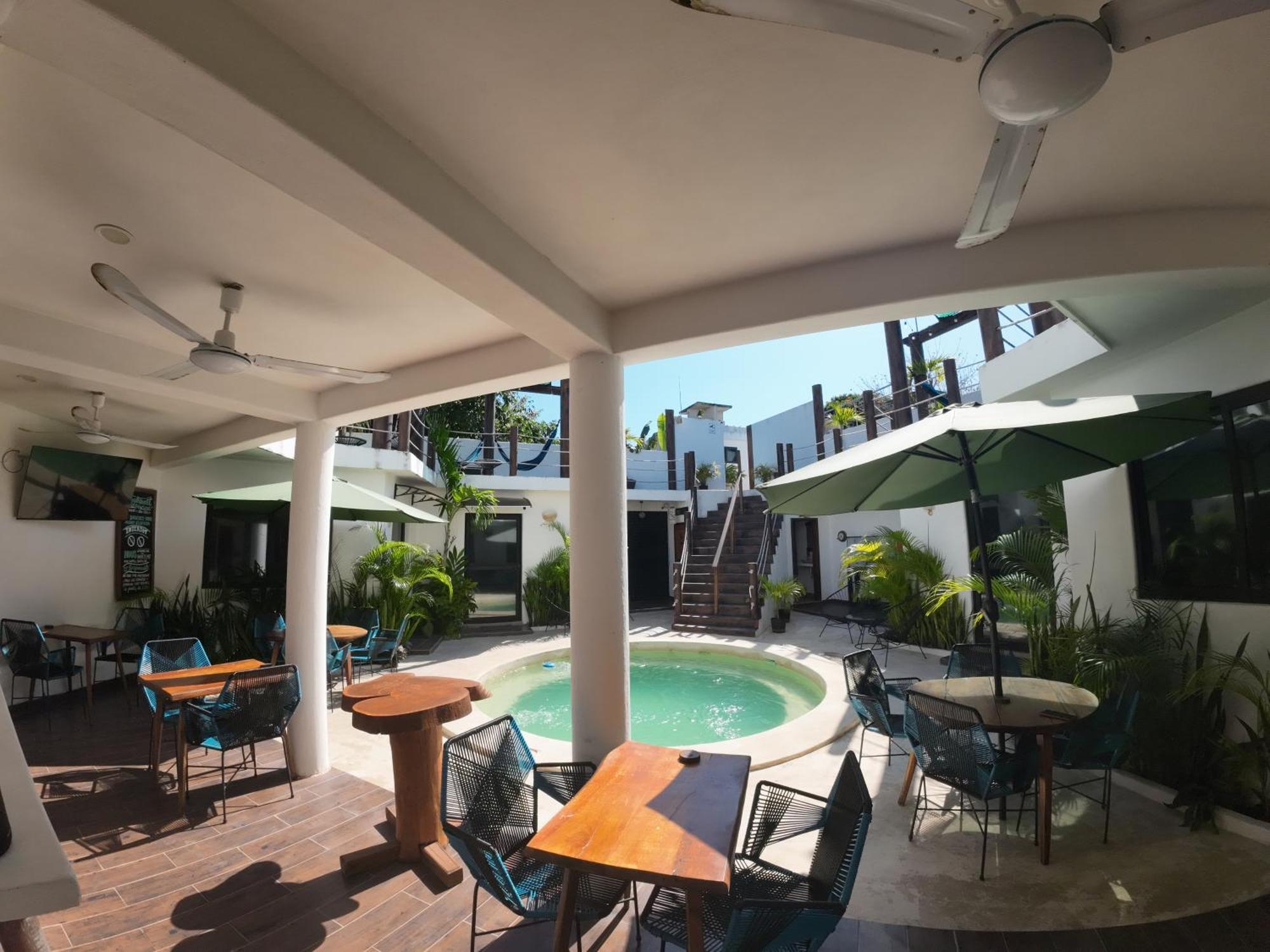Ade Hotel Bacalar Bagian luar foto